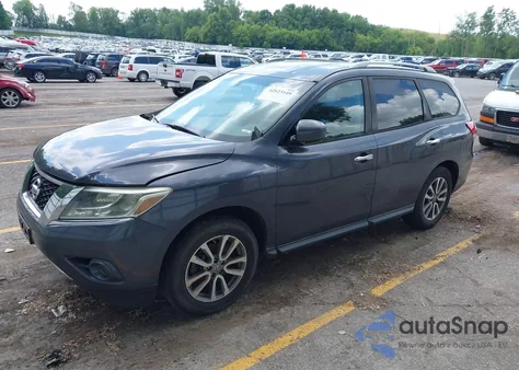 2013 Nissan Pathfinder Sv z USA, uszkodzony, nr VIN 5N1AR2MM4DC646130
